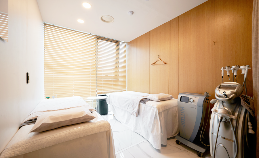 ���׸���