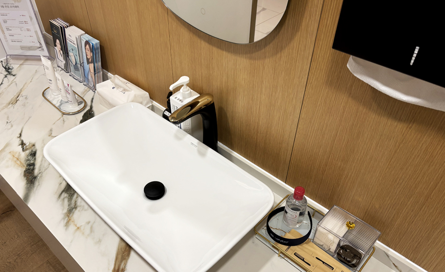 ���׸���